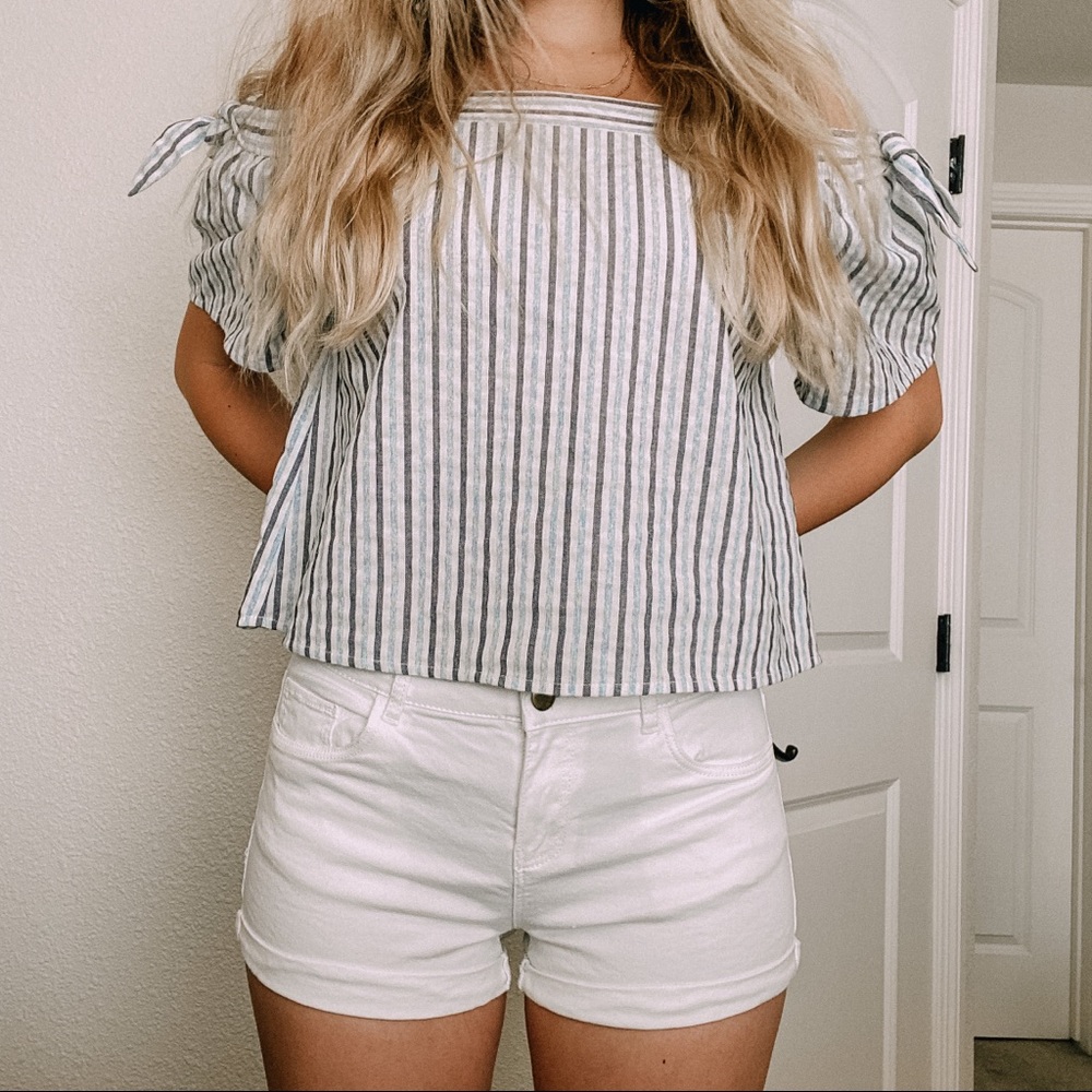 H&M Mid Rise White Shorts